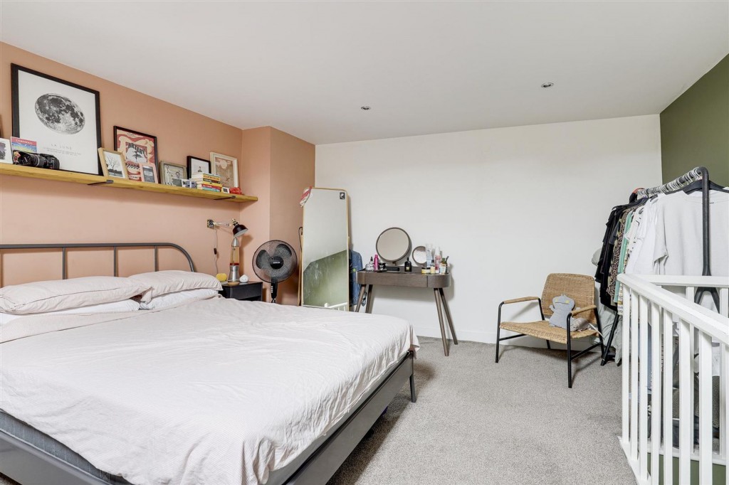 Meadow Road, Netherfield, NG4