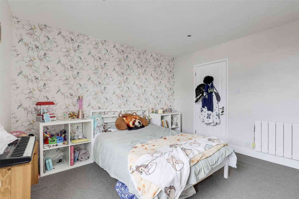 Meadow Road, Netherfield, NG4