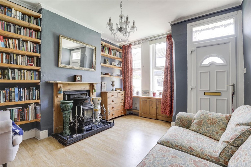 Wentworth Road, Nottingham, NG5