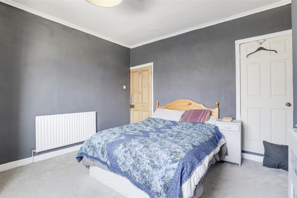 Wentworth Road, Nottingham, NG5