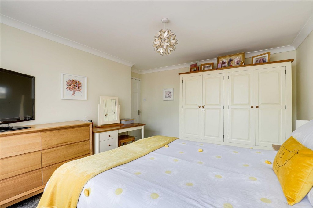 Revelstoke Way, Nottingham, NG5