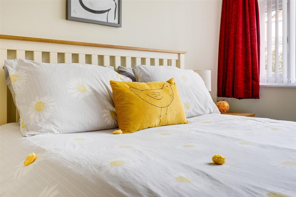 Revelstoke Way, Nottingham, NG5