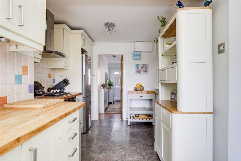 Revelstoke Way, Nottingham, NG5