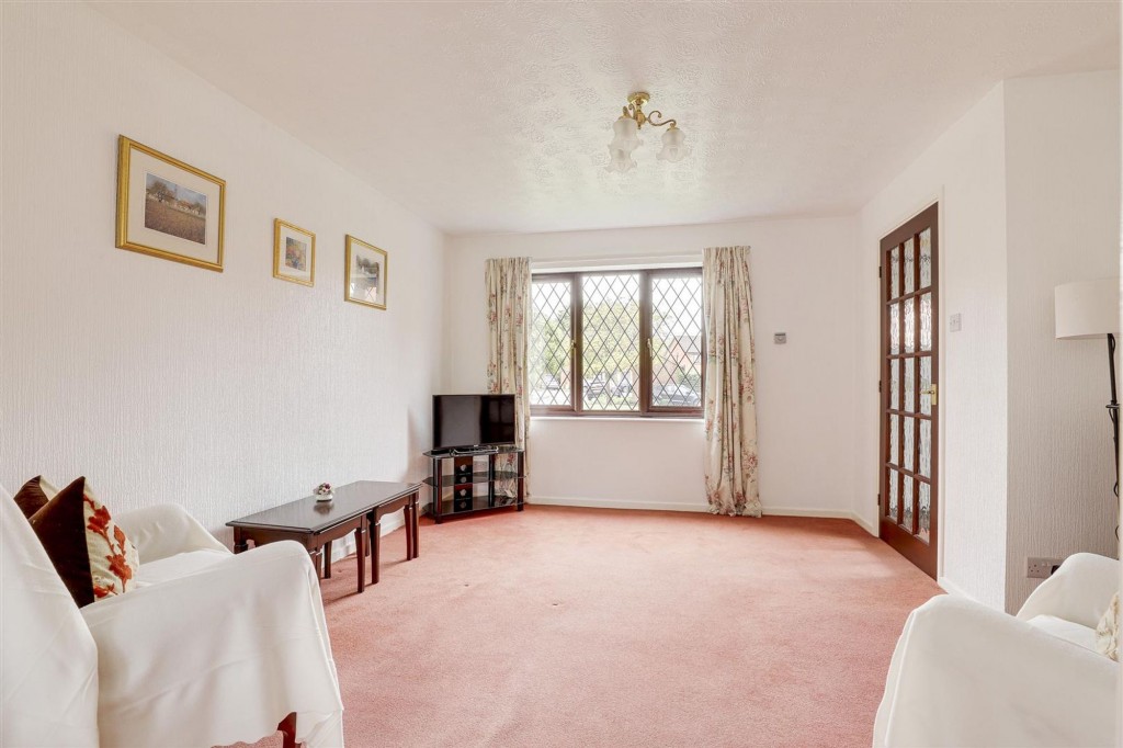 Courtney Close, Nottingham, NG8