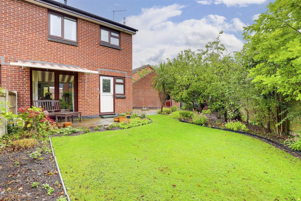 Courtney Close, Nottingham, NG8