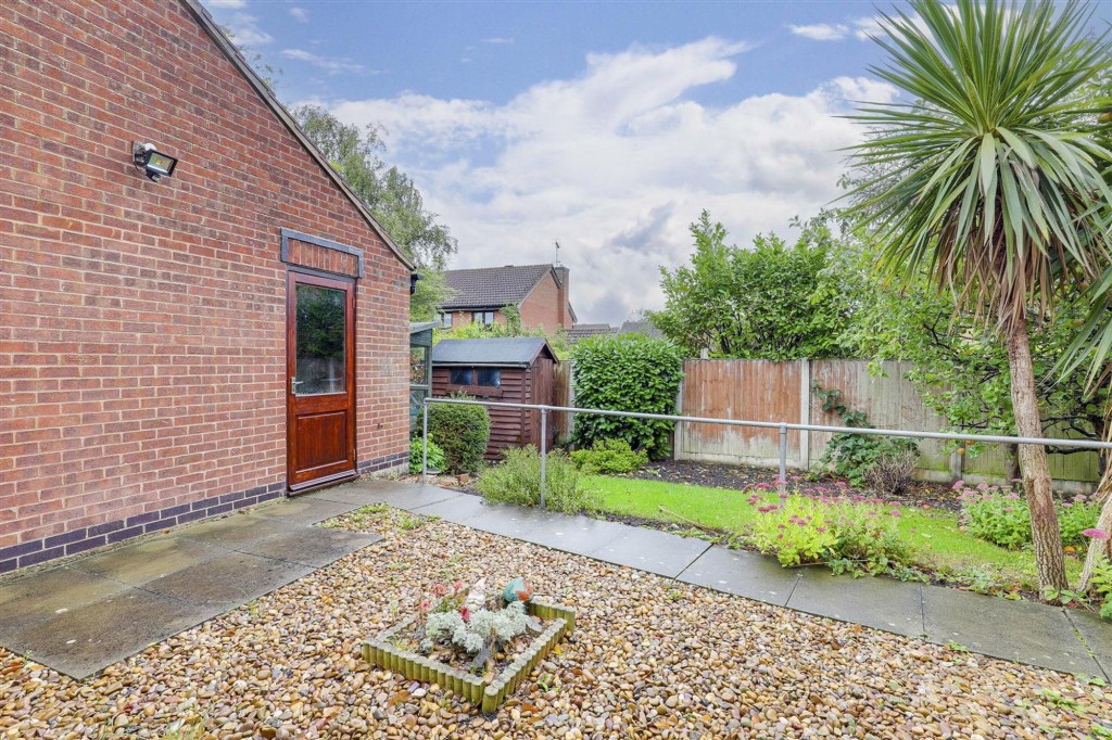 Courtney Close, Nottingham, NG8