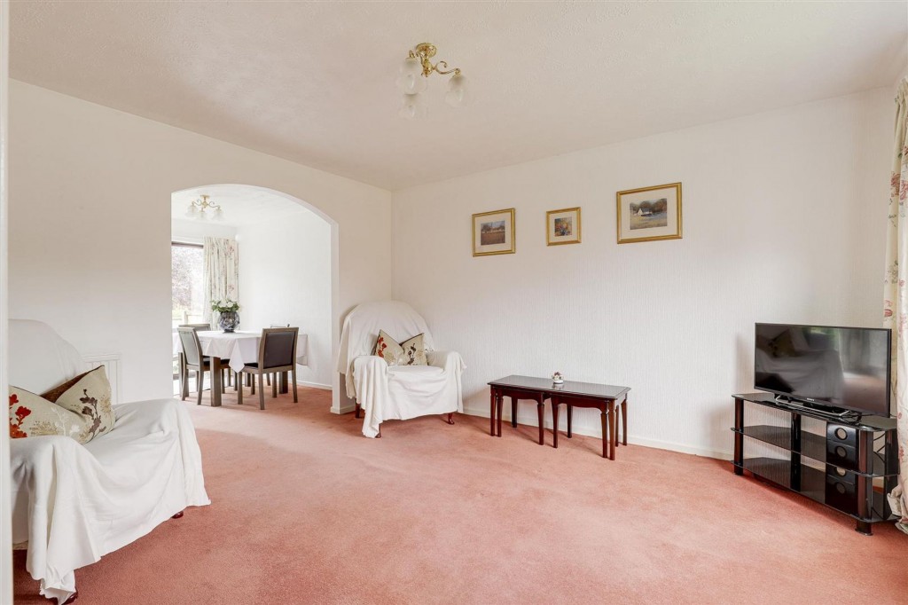 Courtney Close, Nottingham, NG8