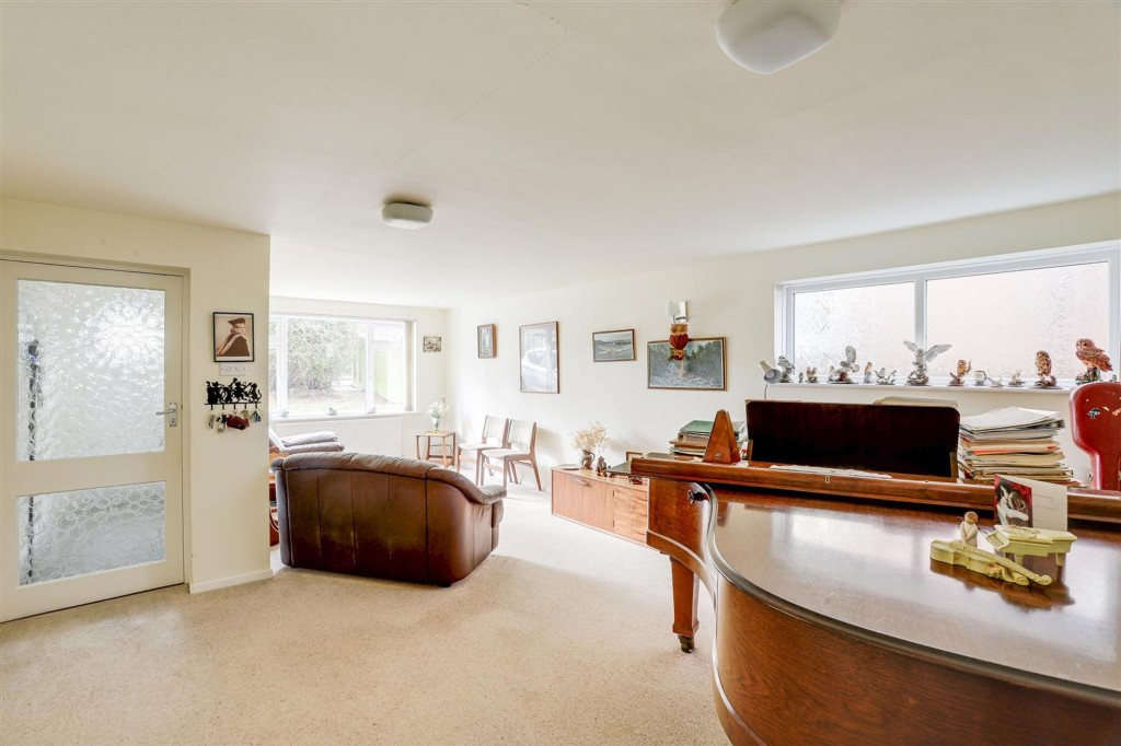 Hillside Road, Beeston, NG9