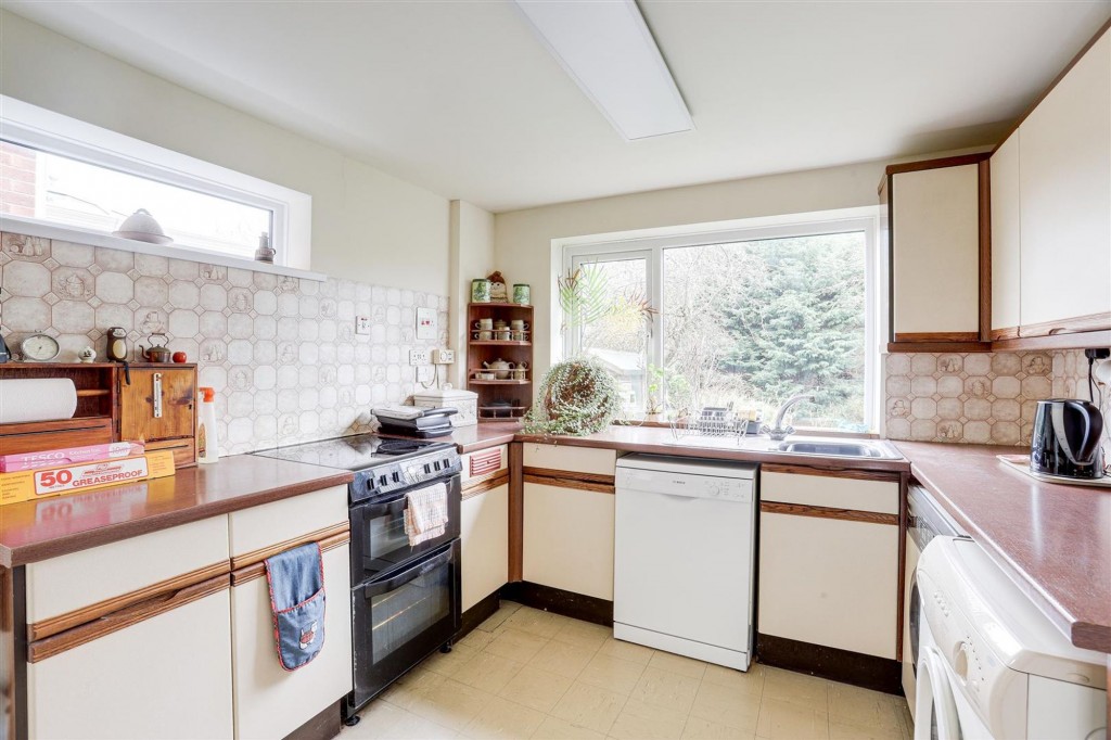 Hillside Road, Beeston, NG9