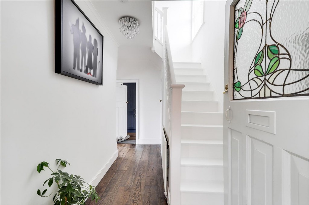 Furlong Avenue, Arnold, NG5
