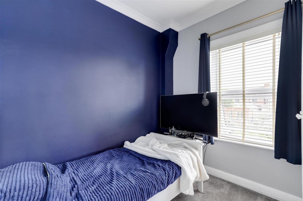 Furlong Avenue, Arnold, NG5