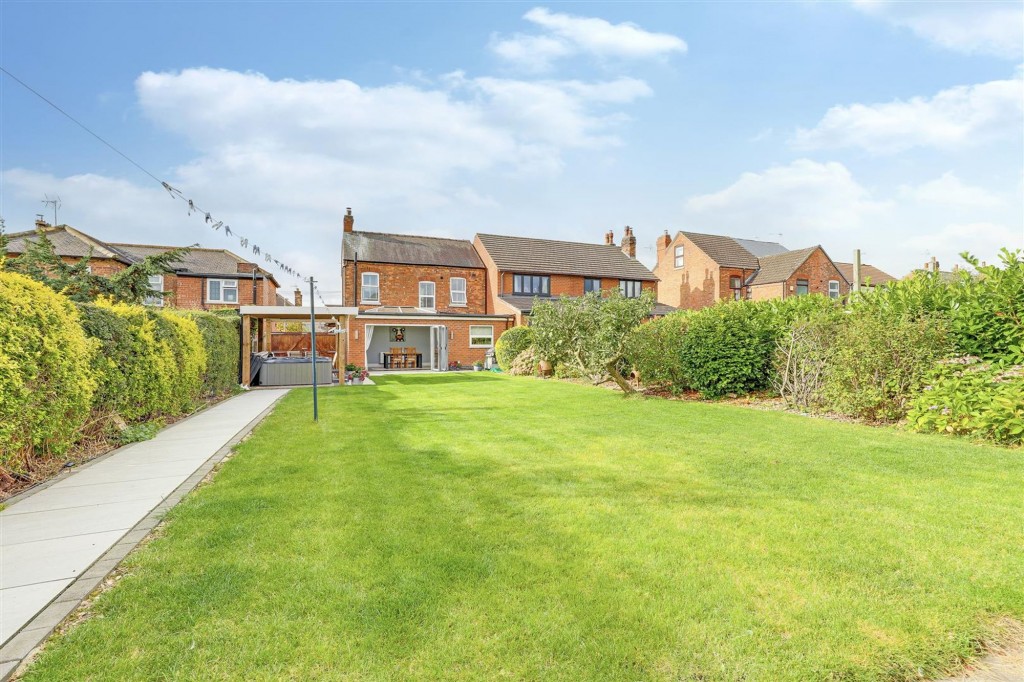 Furlong Avenue, Arnold, NG5
