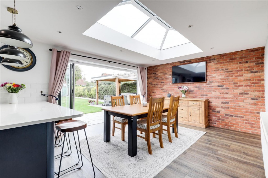 Furlong Avenue, Arnold, NG5