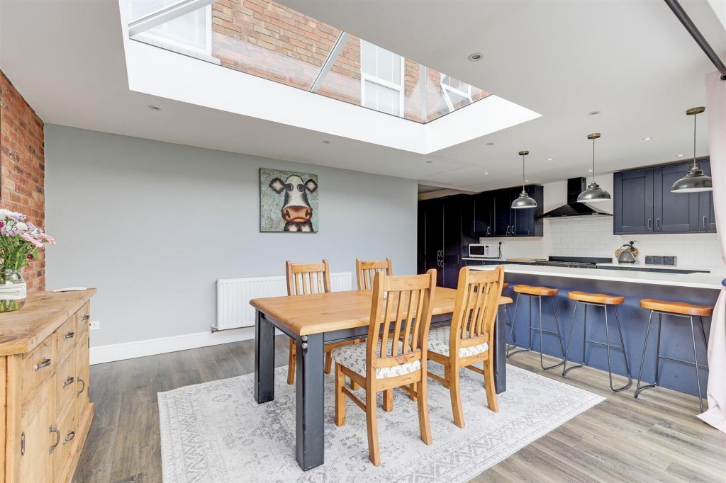 Furlong Avenue, Arnold, NG5
