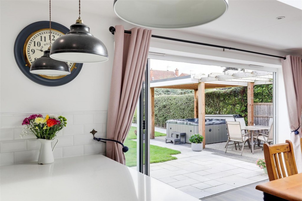 Furlong Avenue, Arnold, NG5