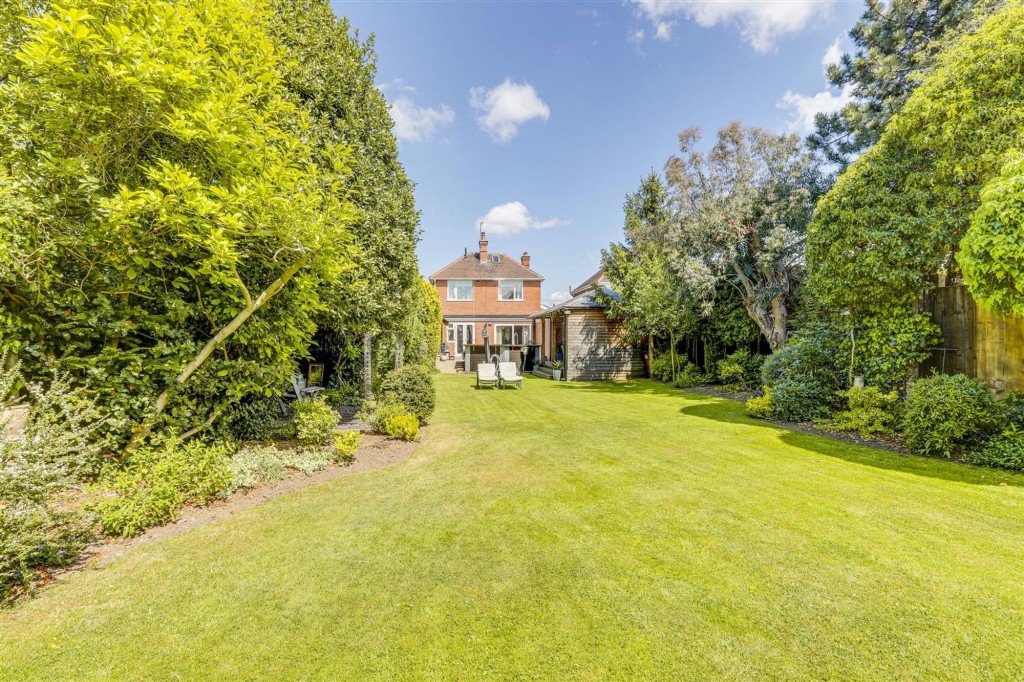 Meadow Lane, Long Eaton, NG10