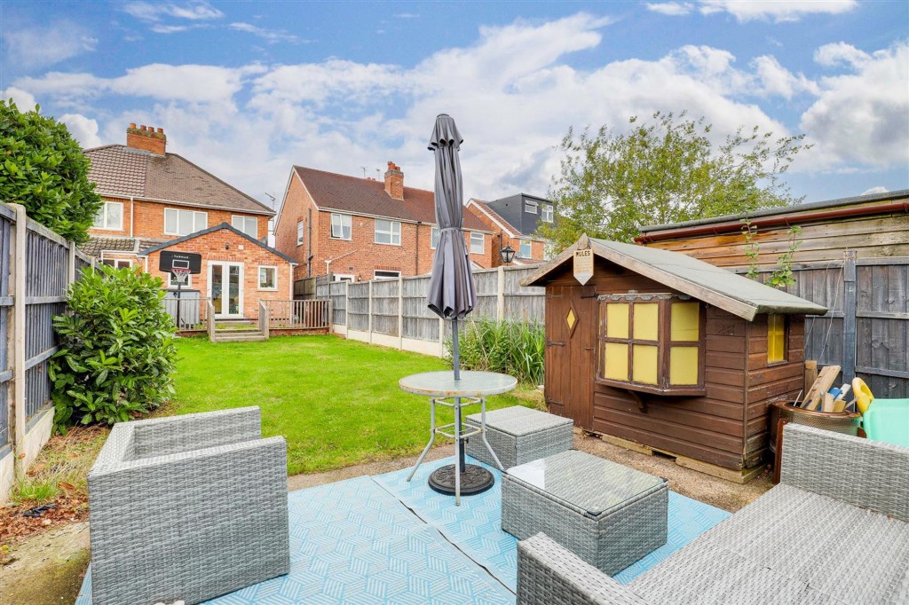 Cedar Avenue, Long Eaton, NG10