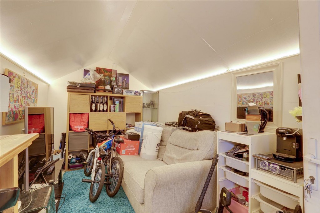 Cedar Avenue, Long Eaton, NG10