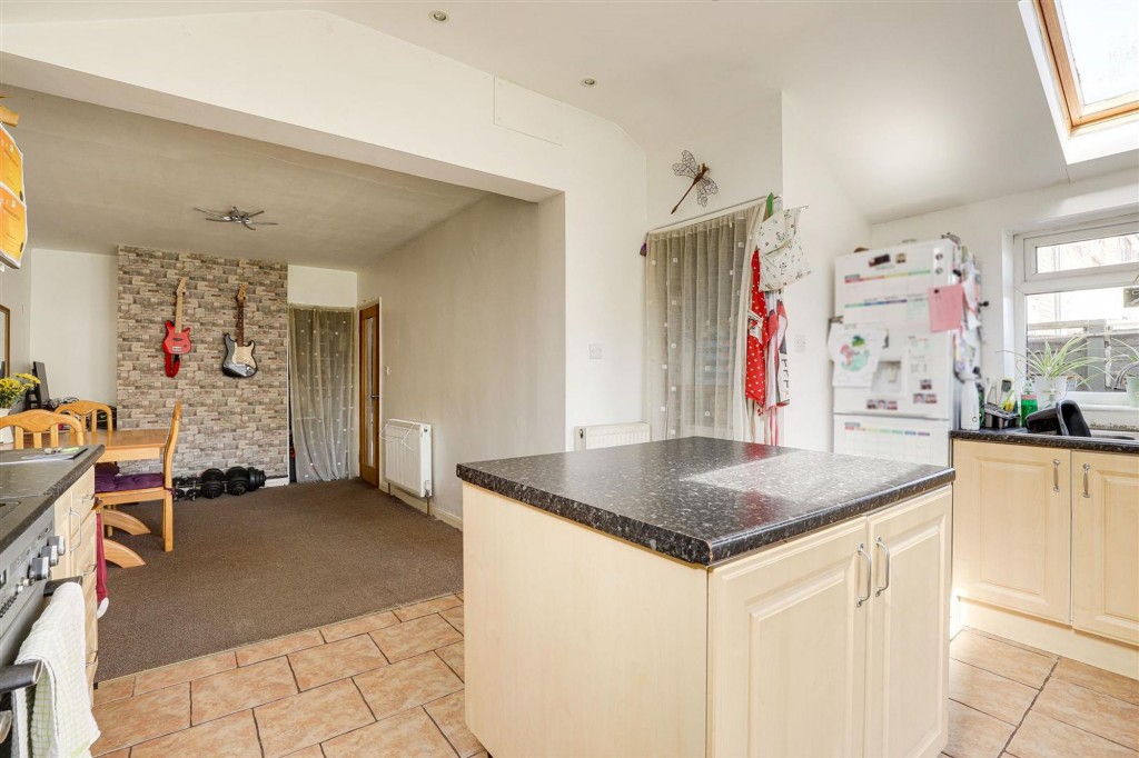 Cedar Avenue, Long Eaton, NG10