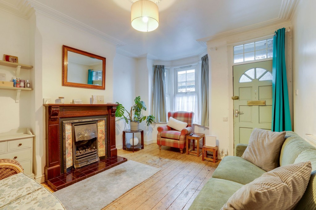 Highbury Road, Nottingham, NG6