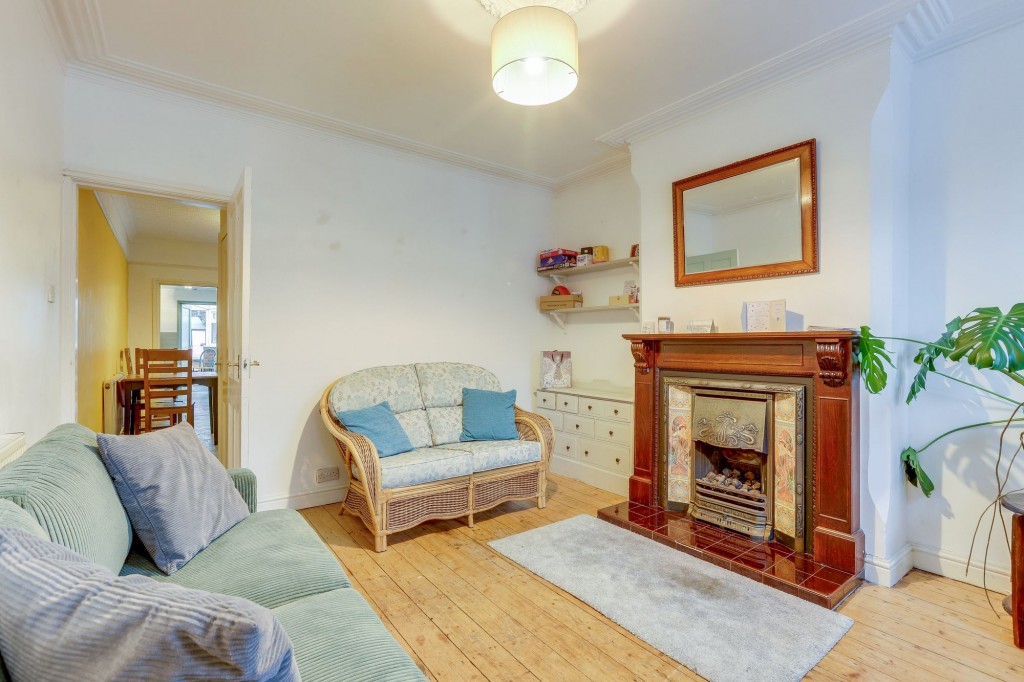 Highbury Road, Nottingham, NG6