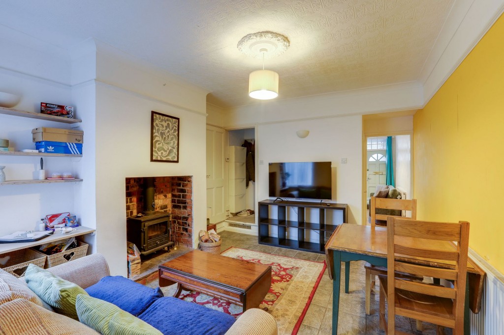 Highbury Road, Nottingham, NG6