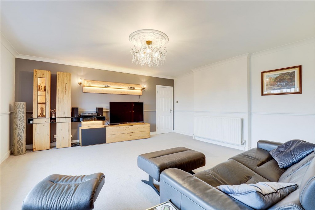 Freda Avenue, Gedling, NG4