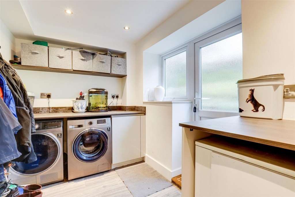 Freda Avenue, Gedling, NG4