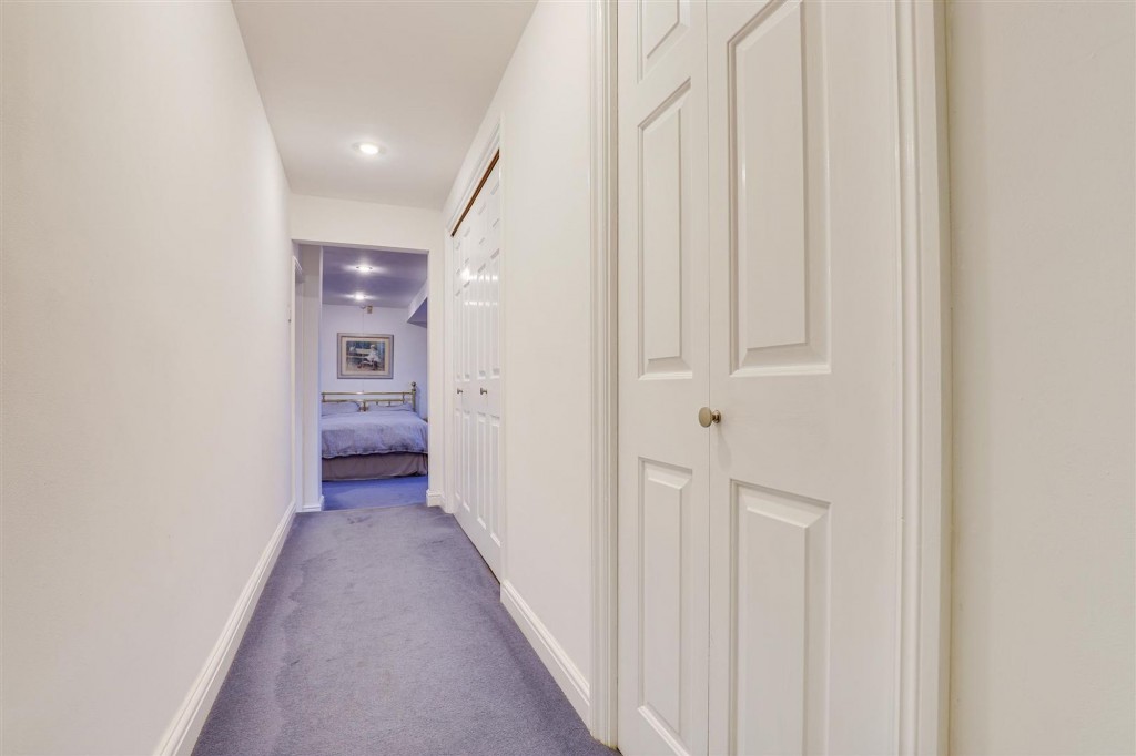 Freda Avenue, Gedling, NG4