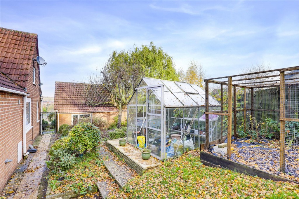 Freda Avenue, Gedling, NG4