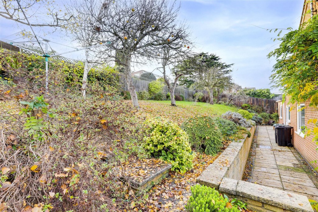 Freda Avenue, Gedling, NG4