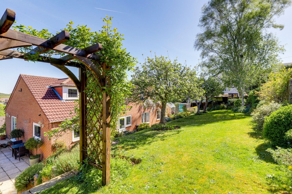 Freda Avenue, Gedling, NG4