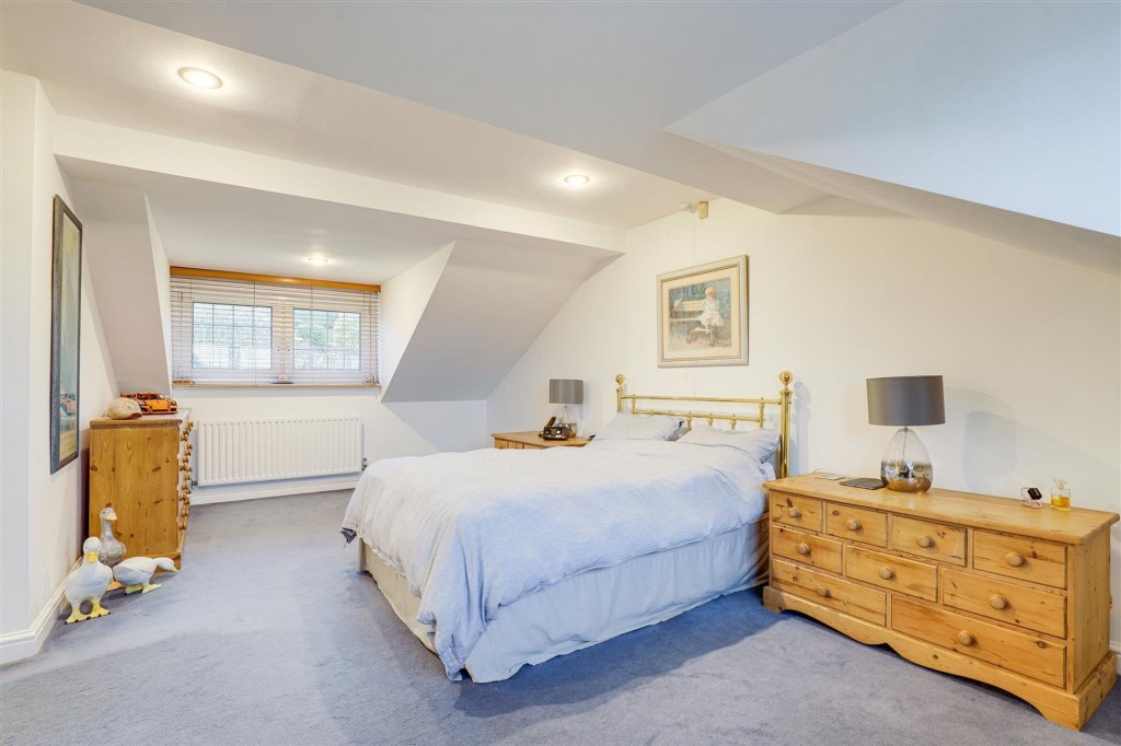 Freda Avenue, Gedling, NG4