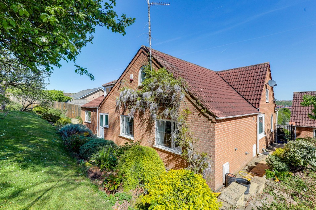 Freda Avenue, Gedling, NG4