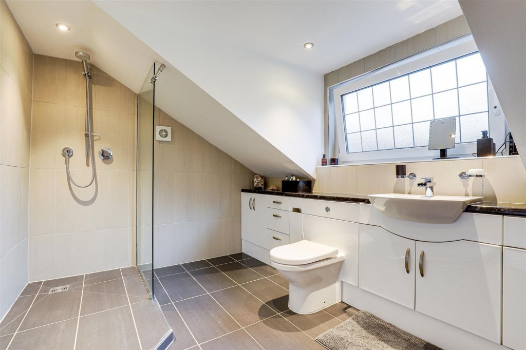 Freda Avenue, Gedling, NG4