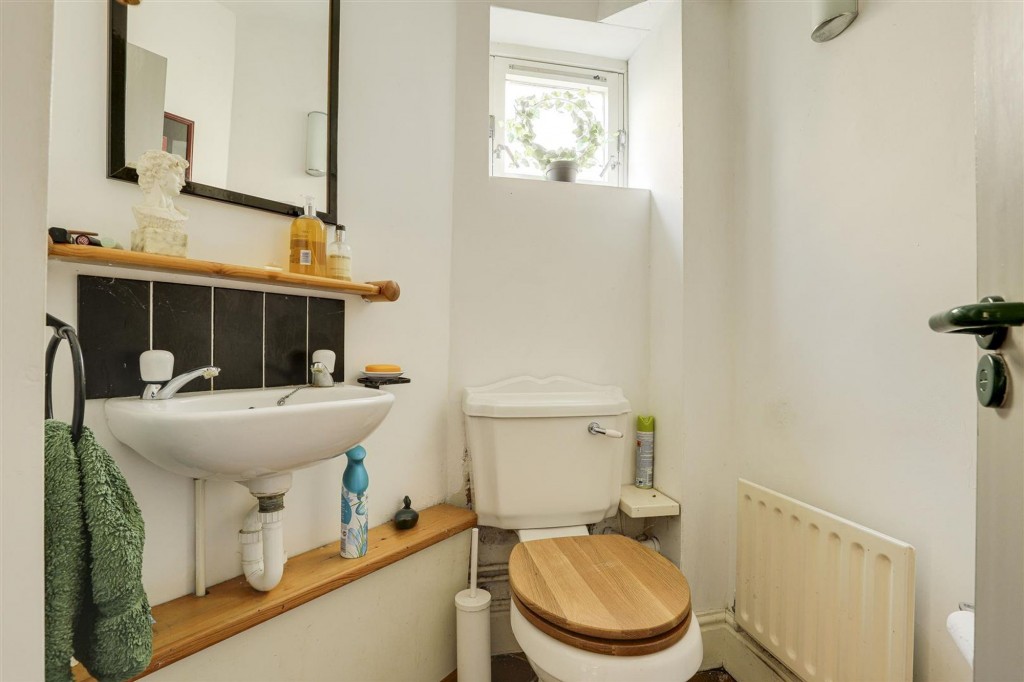 Ireton Grove, Attenborough, NG9