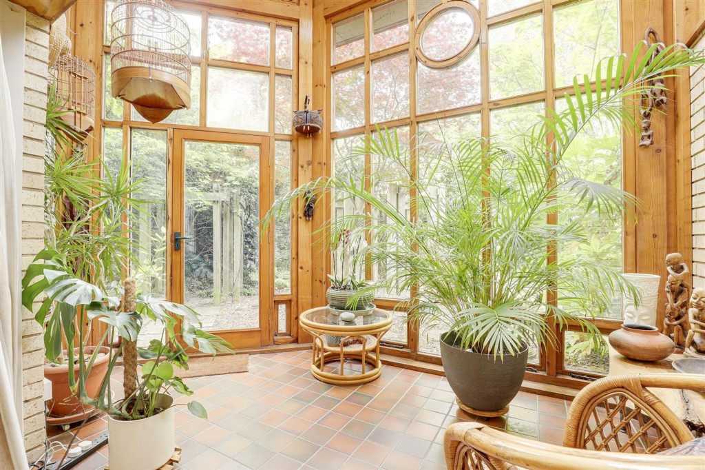 Ireton Grove, Attenborough, NG9