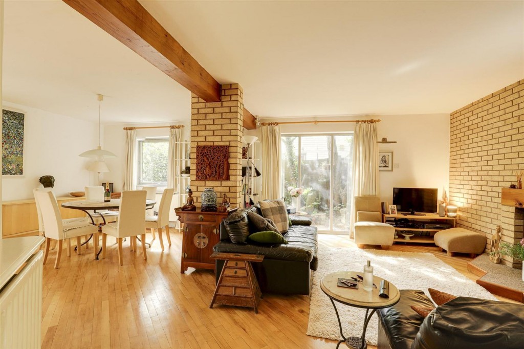 Ireton Grove, Attenborough, NG9