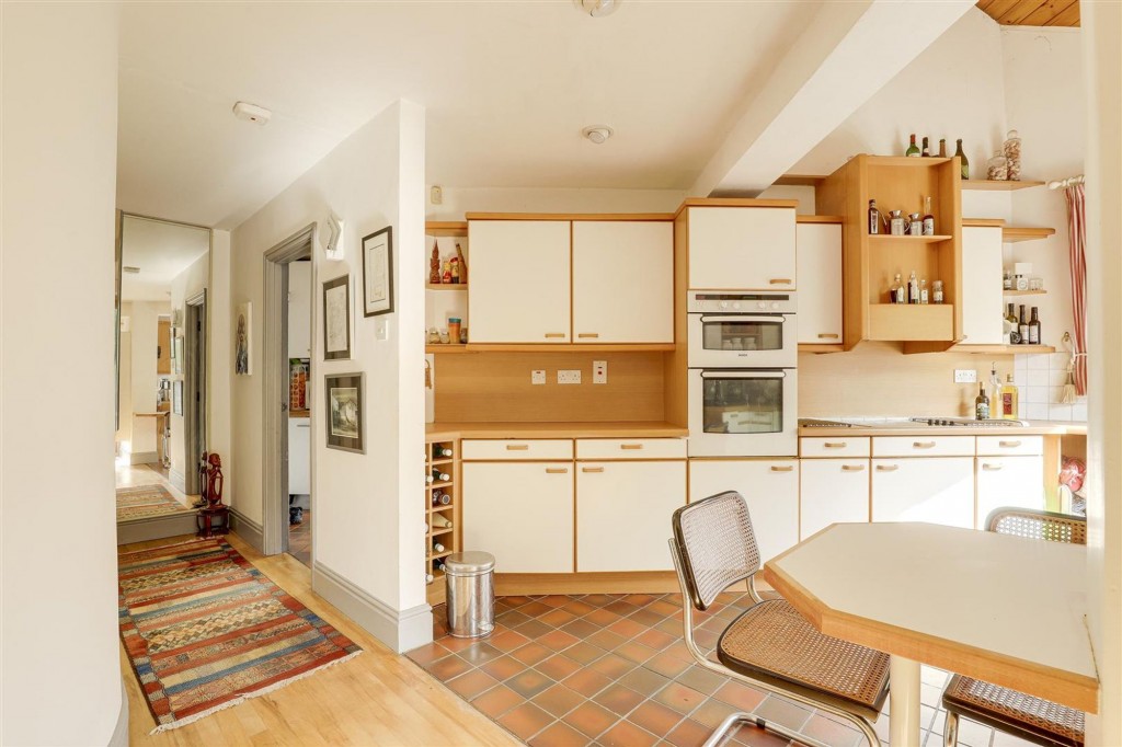 Ireton Grove, Attenborough, NG9