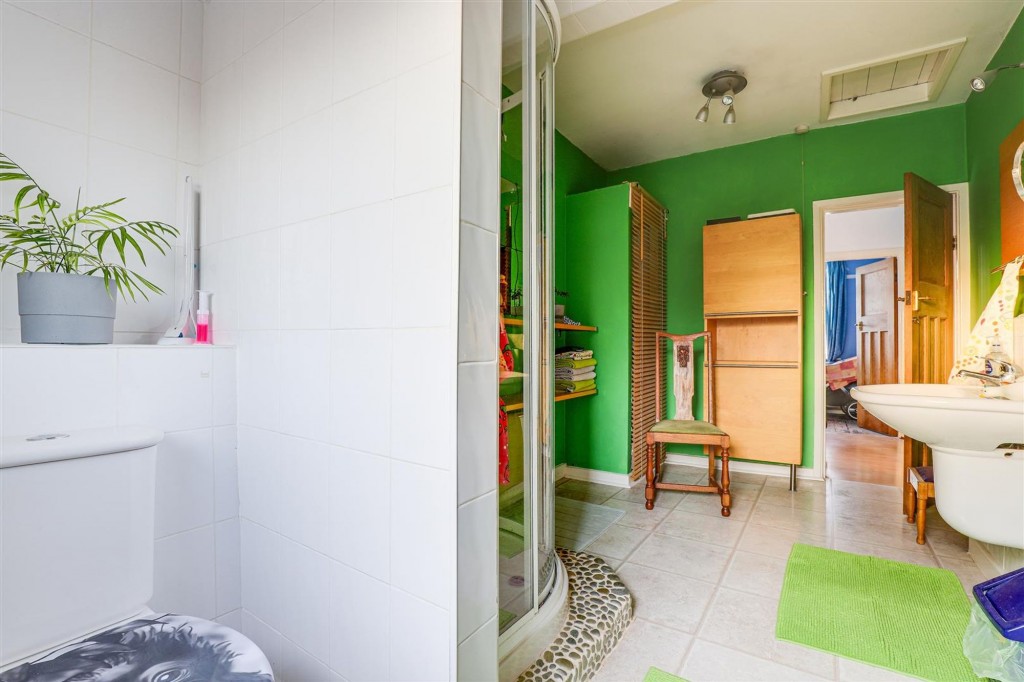 Northcliffe Avenue, Nottingham, NG3