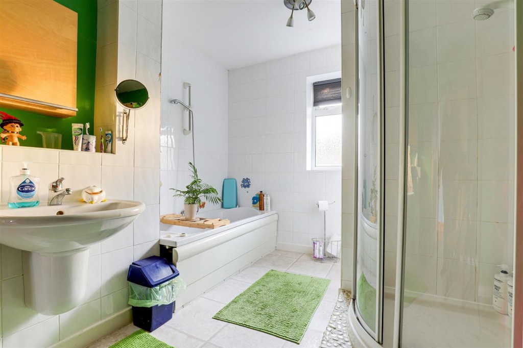 Northcliffe Avenue, Nottingham, NG3