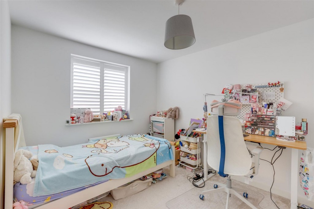 Mandarin Close, Burton Joyce, NG14