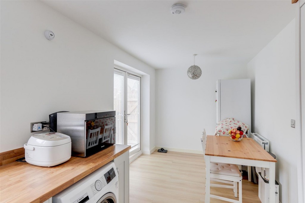 Mandarin Close, Burton Joyce, NG14