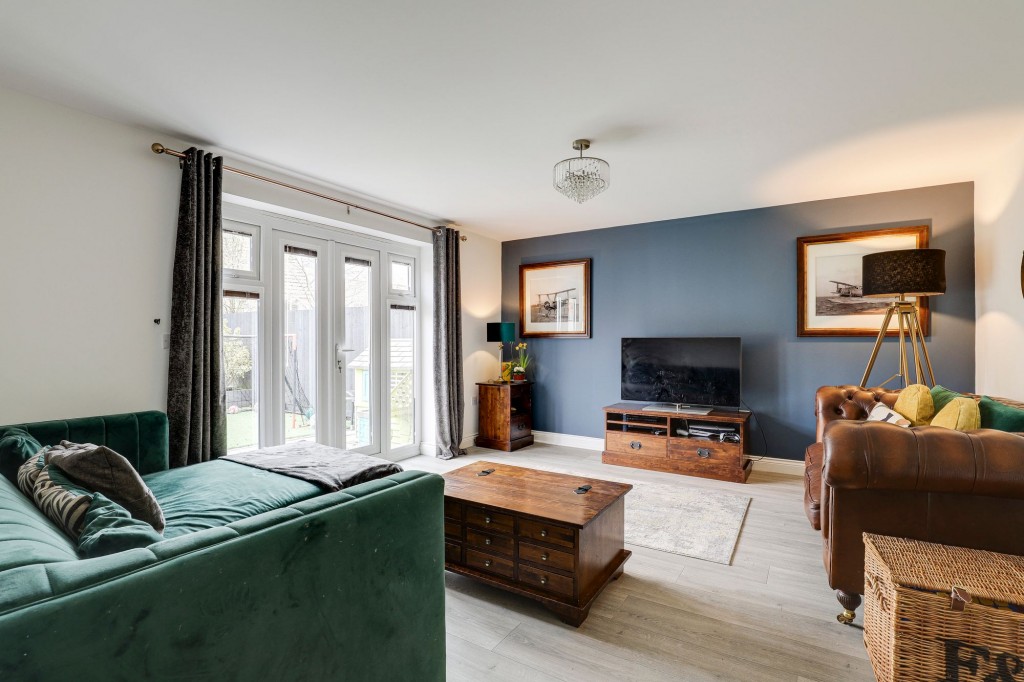 Bradstone Drive, Mapperley, NG3