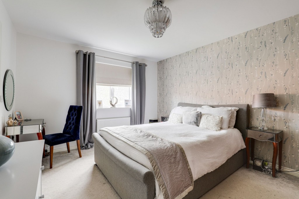 Bradstone Drive, Mapperley, NG3