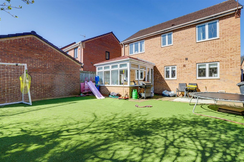 Ada Place, Hucknall, NG15