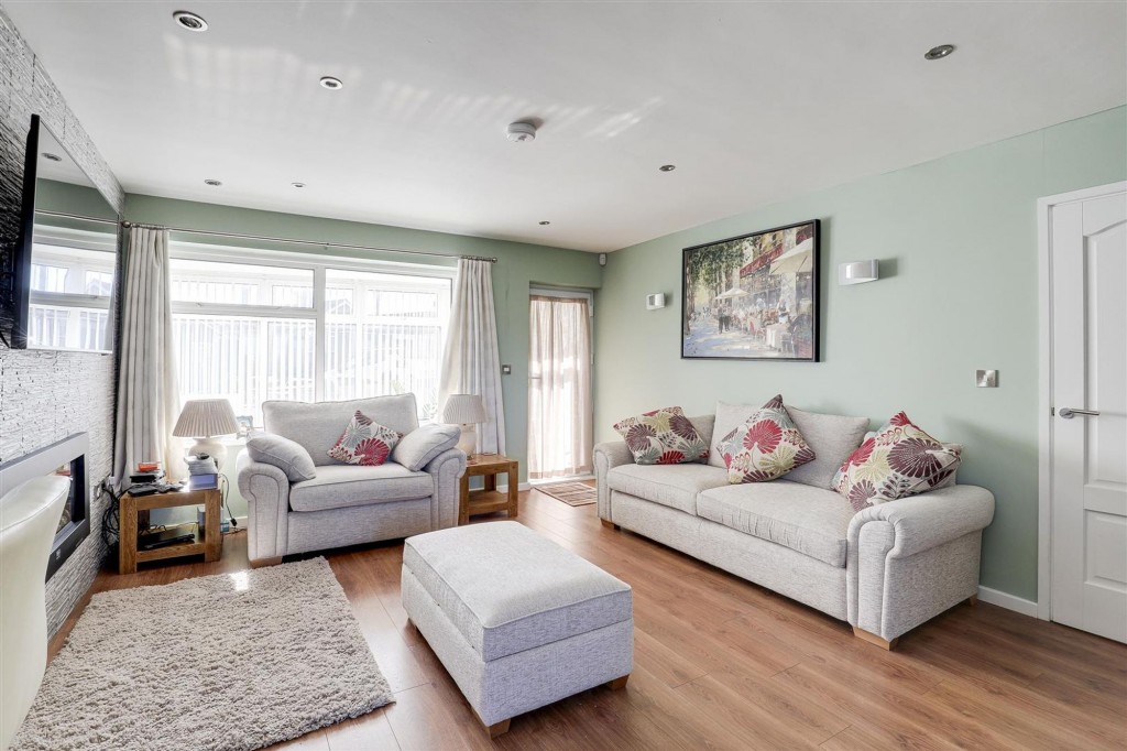 Bonser Close, Carlton, NG4