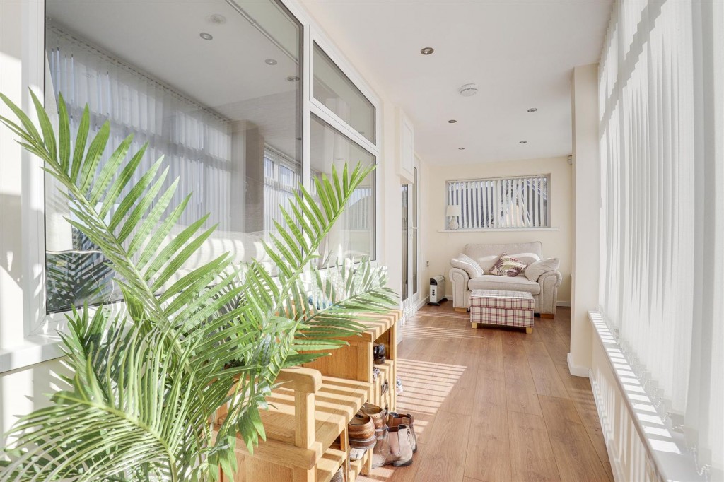 Bonser Close, Carlton, NG4