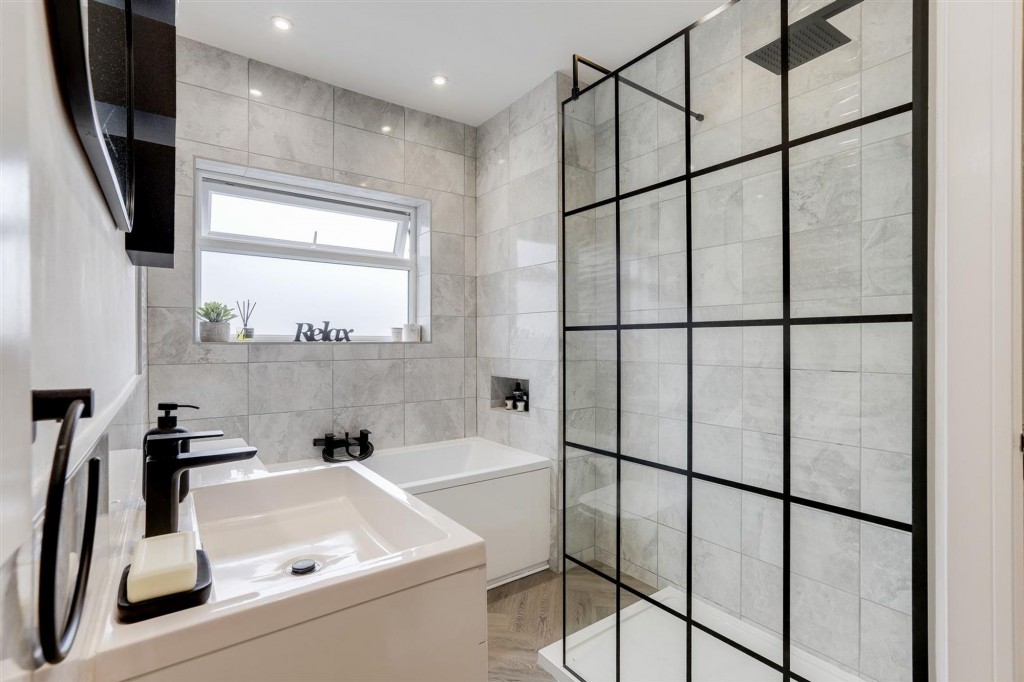 Station Road, Langley Mill, NG16