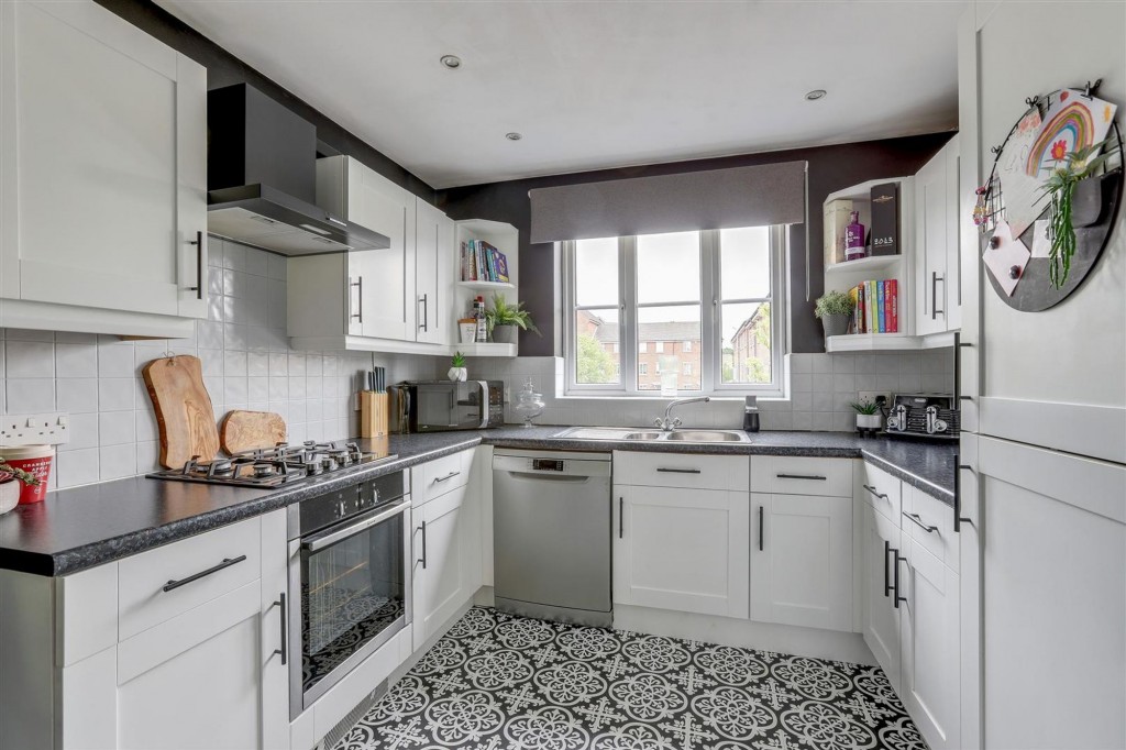 Thales Drive, Arnold, NG5